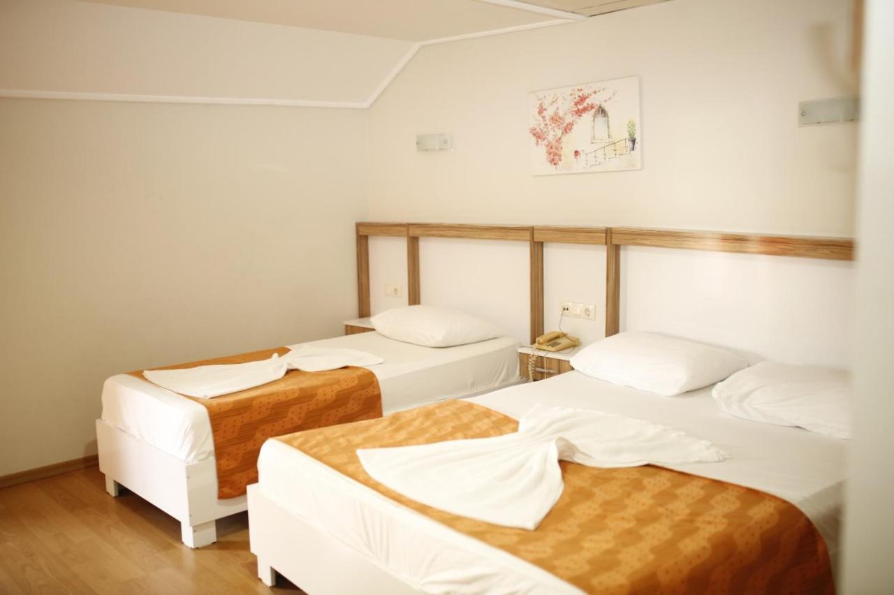 Oezhan Hotel Анталия Екстериор снимка
